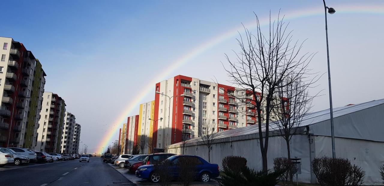 T&M Apartment Brasov Luaran gambar
