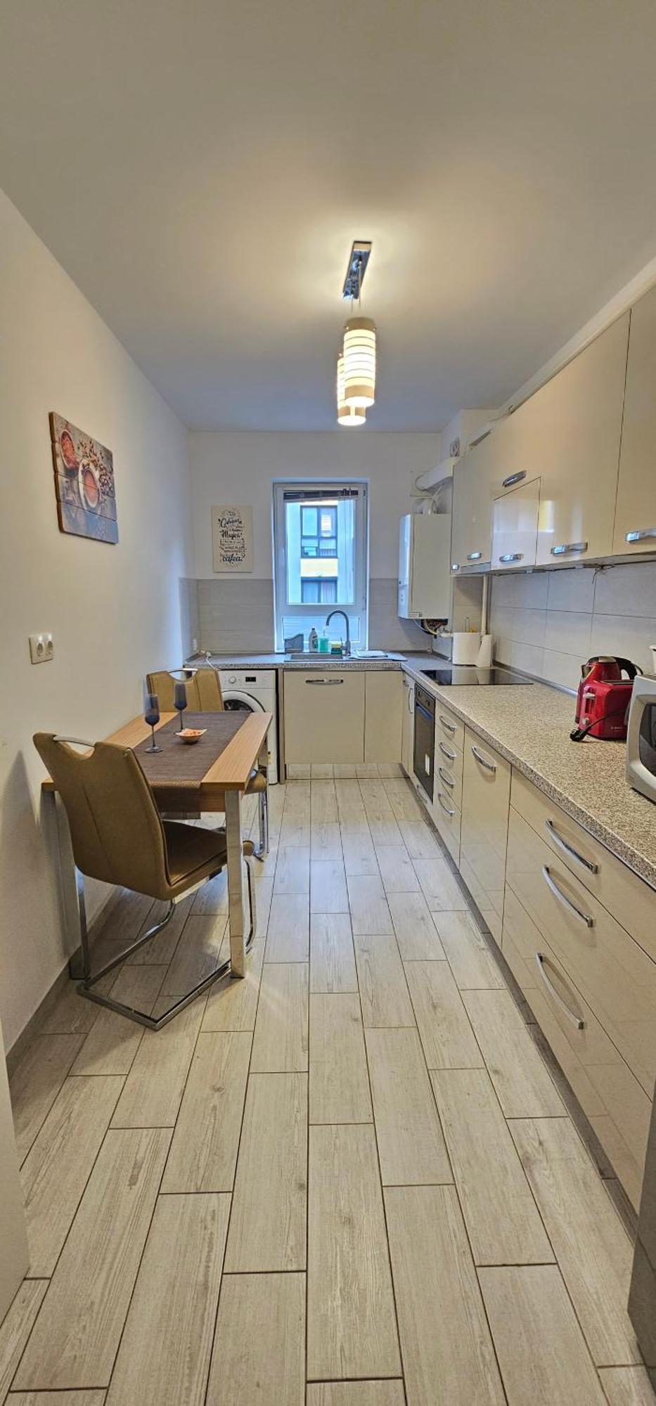 T&M Apartment Brasov Luaran gambar