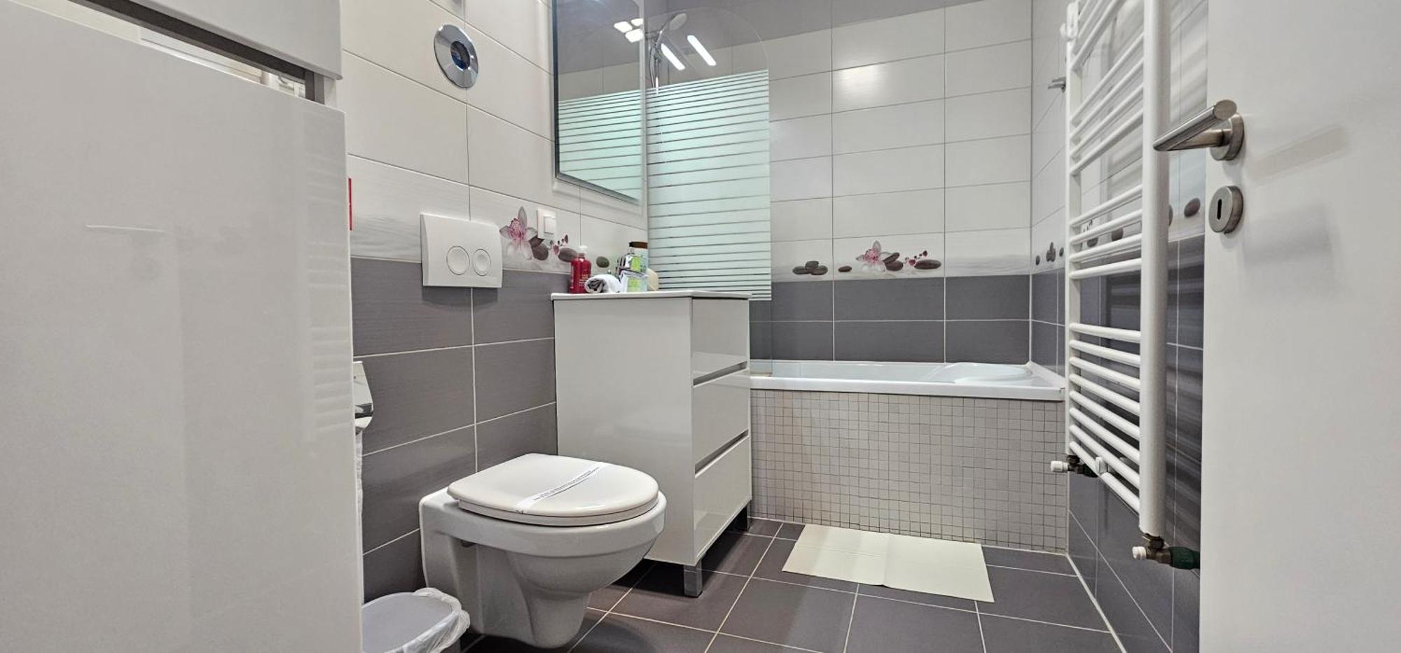 T&M Apartment Brasov Luaran gambar